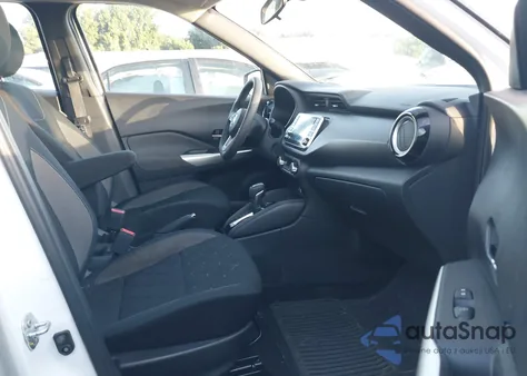 2018 Nissan Kicks Sv z USA, uszkodzony, nr VIN 3N1CP5CU9JL513081